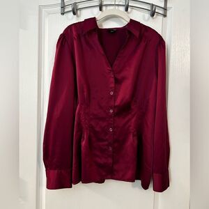 East 5th Women‎ Blouse Large red Pleats Long Sleeve Button Down Collared EUC